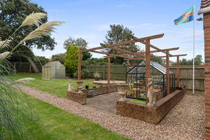 Photo 56- click for photo gallery